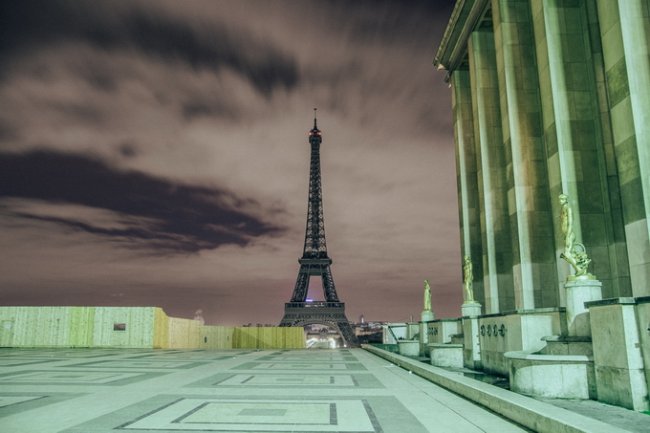 Париж без людей