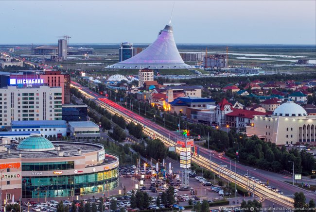 Вечерняя Астана с высоты