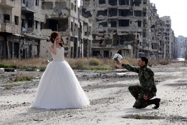Молодожены в руинах или свадьба по-сирийски