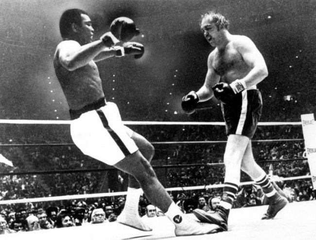 Мохаммед Али vs Чак Уэпнер, 24 марта 1975 года