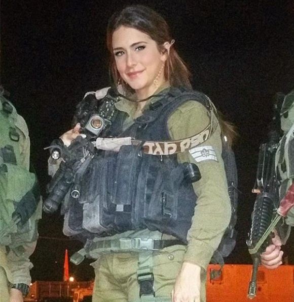 Орин Джули - очаровательный ветеран израильской армии (10 фото)