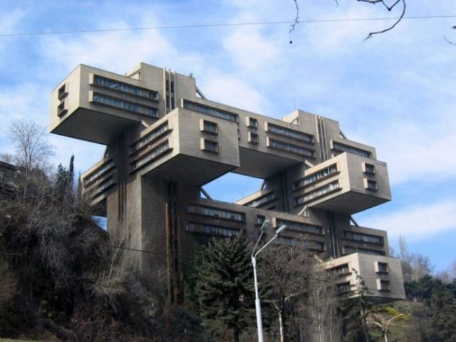 Самые странные советские здания