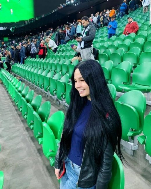 Очаровательные болельщицы на российских стадионах