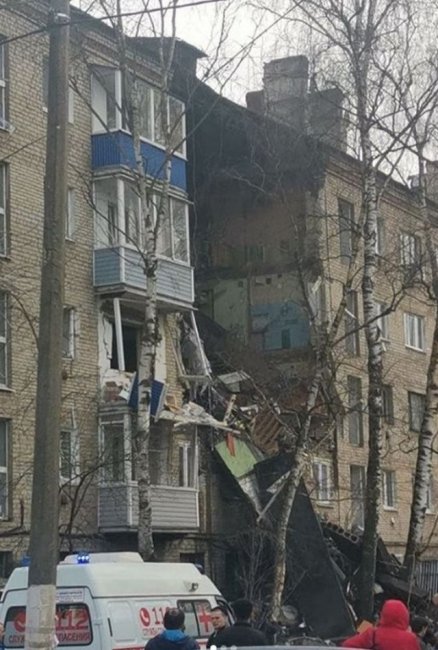В жилом доме в Орехово-Зуеве прогремел взрыв — есть погибшие (3 фото)