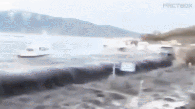 10 невероятных вещей, найденных после цунами