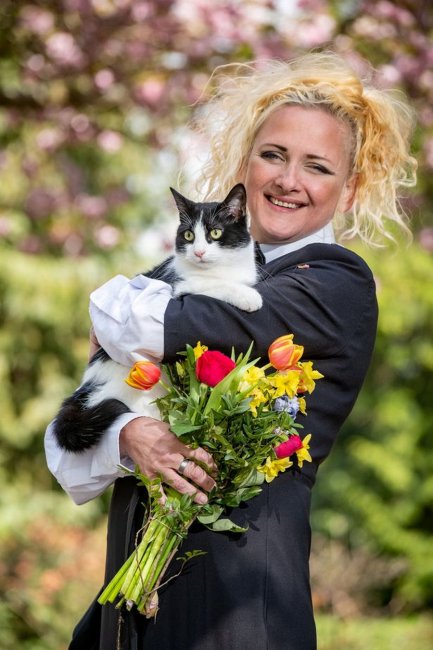 49-летняя британка вышла замуж за кошку
