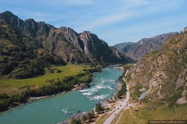 Катунь — крупнейшая река Алтая