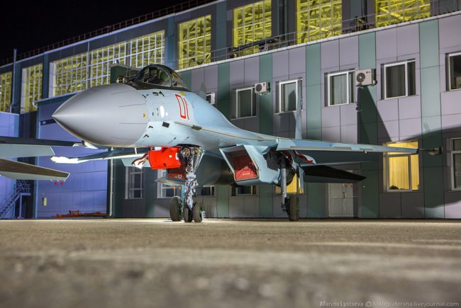 Как производят истребители Су-35