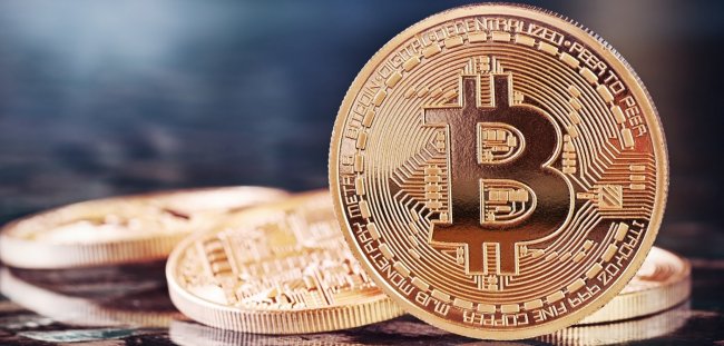 Предупреждения о риске инвестирования в нестабильный и нерегулируемый bitcoin продолжают звучать громче 