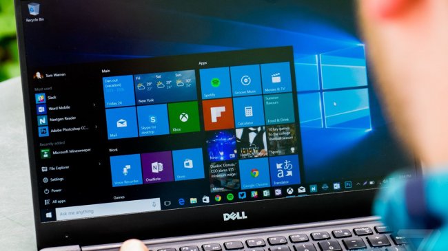 Компания Microsoft намерена судиться с пользователями, отключающими функцию автообновления в Windows 10