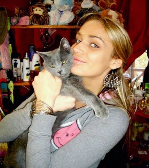 Алена Водонаева избавилась от кота ради будущего ребенка