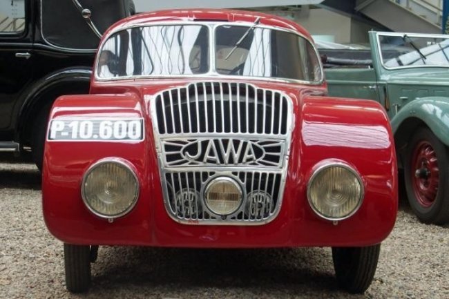 Автомобиль Jawa 750: 