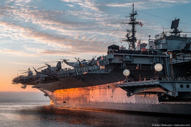 Авианосец-музей USS Midway